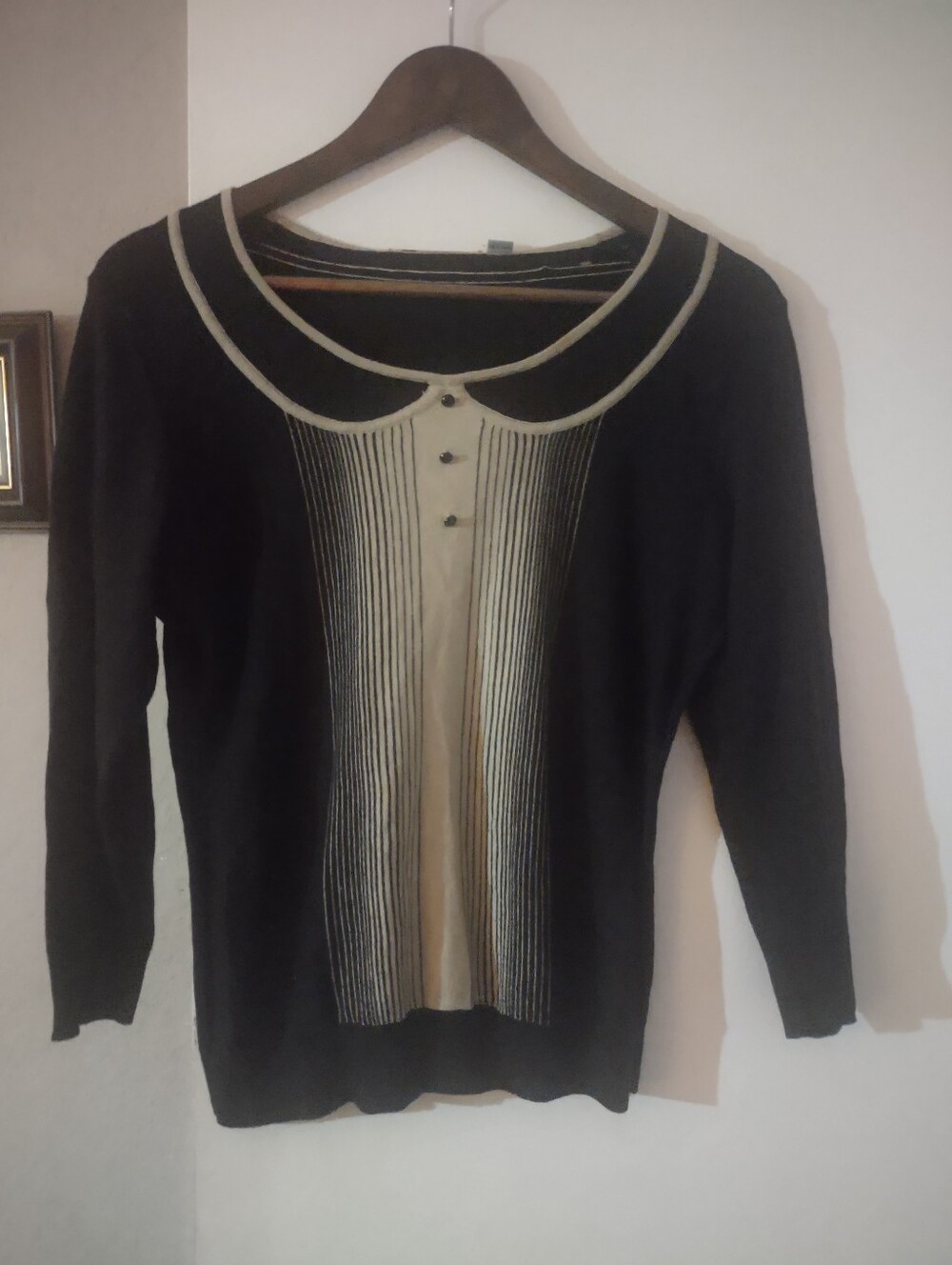 L.a.m.b. Gwen Stefani Women’s Black and Cream Sweater with Contrast Panel Size L